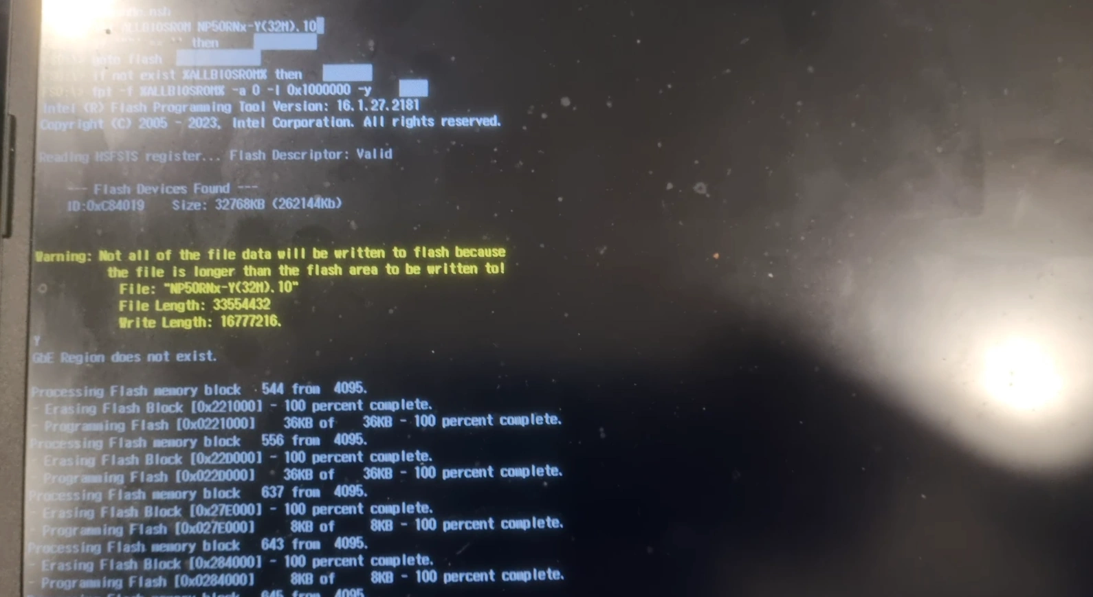 содержимое флешки при прошивке ноутбука gigabyte G5